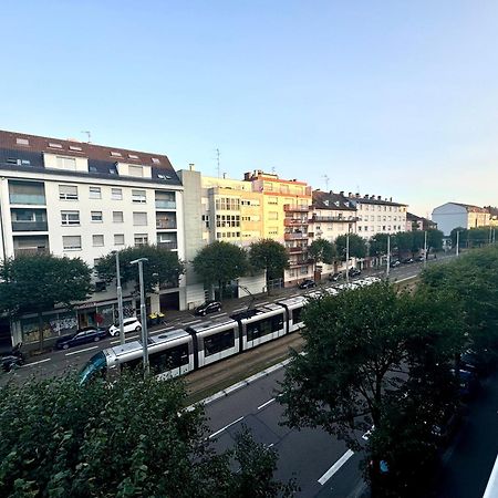 Stbg Bel Appartement Avec Balcon Estrasburgo Exterior foto